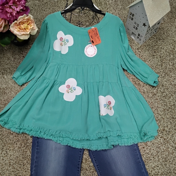 Umgee Tops - 3862 Size XL Upcycled Umgee Teal Floral Blouse